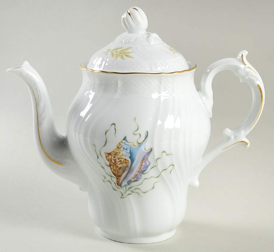 Shells Coffee Pot & Lid by Ginori 1735-1
