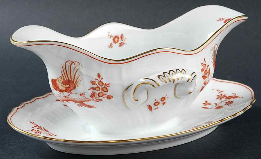 Siena Rust (Scalloped, Vecchio Ginori) Gravy Boat with Attached Underplate by Ginori 1735-1
