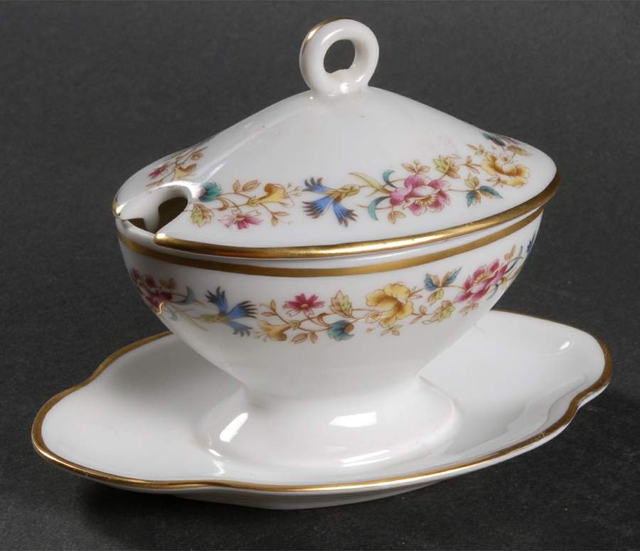 Sorrento Oval Mustard W/Lid & Attached Underplate by Ginori 1735-1