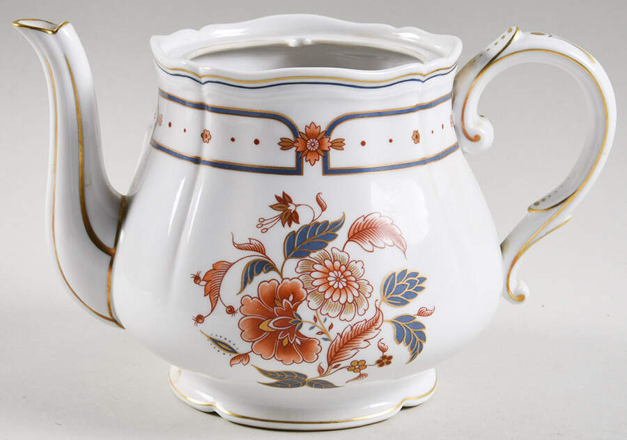 Taormina Teapot No Lid by Ginori 1735-1