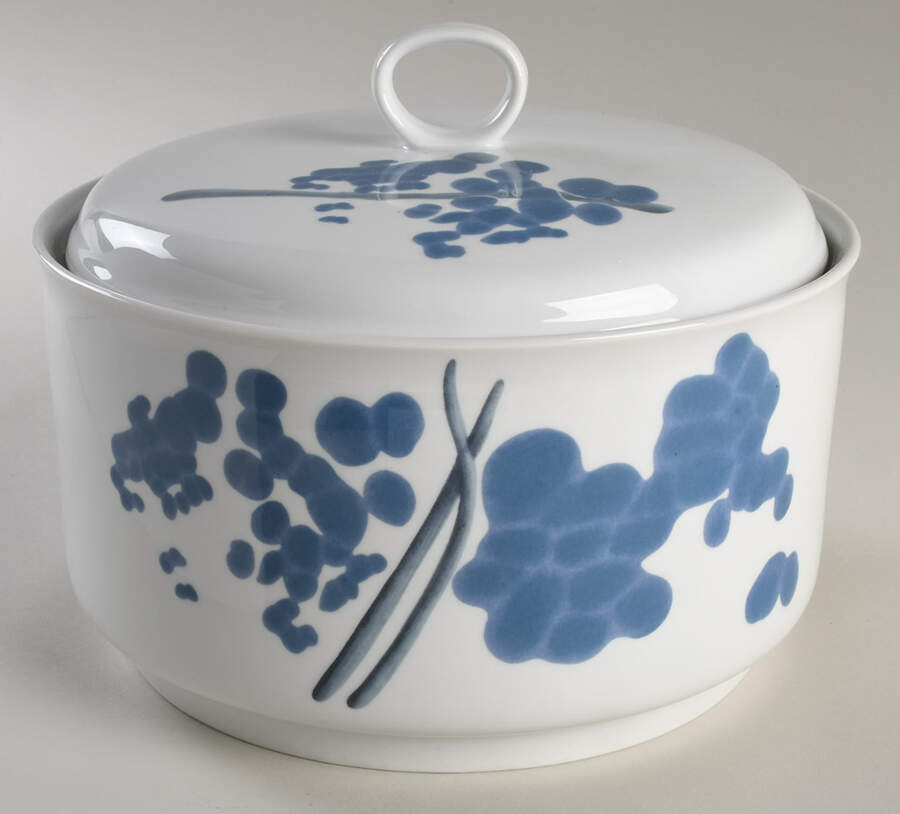 Tokay Round Covered Vegetable by Ginori 1735-1