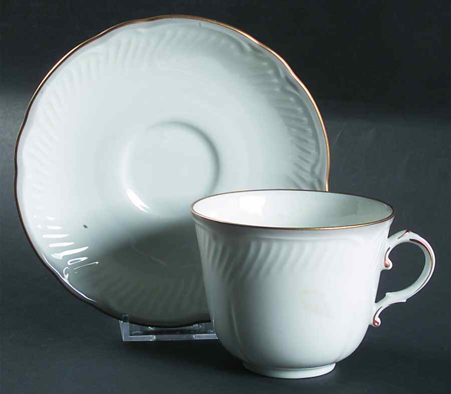 Tornese Flat Cup & Saucer Set by Ginori 1735-1