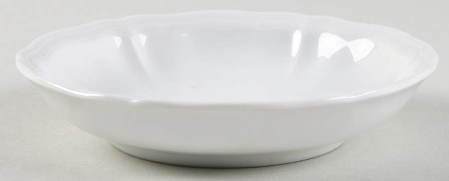 White Antico Doccia Fruit/Dessert (Sauce) Bowl by Ginori 1735-1