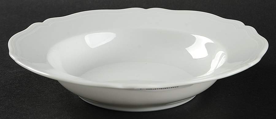 White Antico Doccia Rim Soup Bowl by Ginori 1735-1