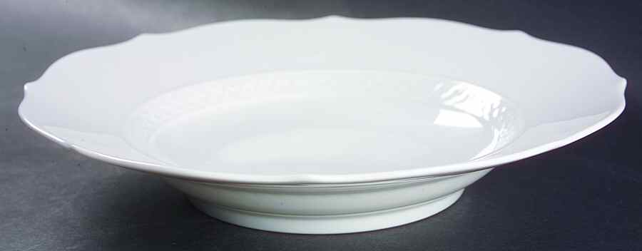 Museo White Large Rim Soup Bowl by Ginori 1735-1
