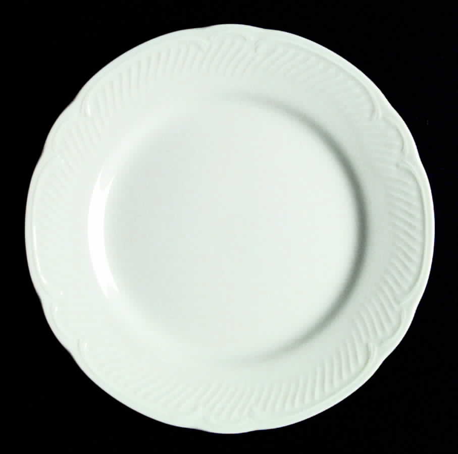 White Rilievo Salad Plate by Ginori 1735-1