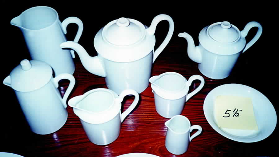 GIR4 Coffee Pot & Lid by Giraud China-1