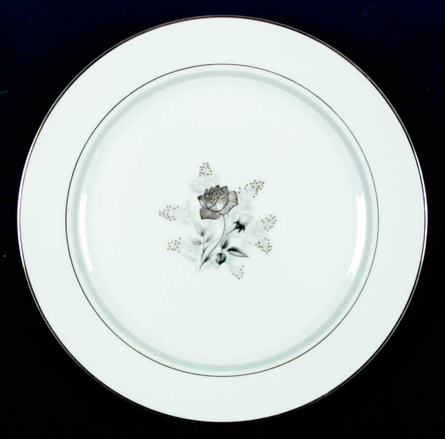 Melita Dinner Plate by Glory (Japan)-1