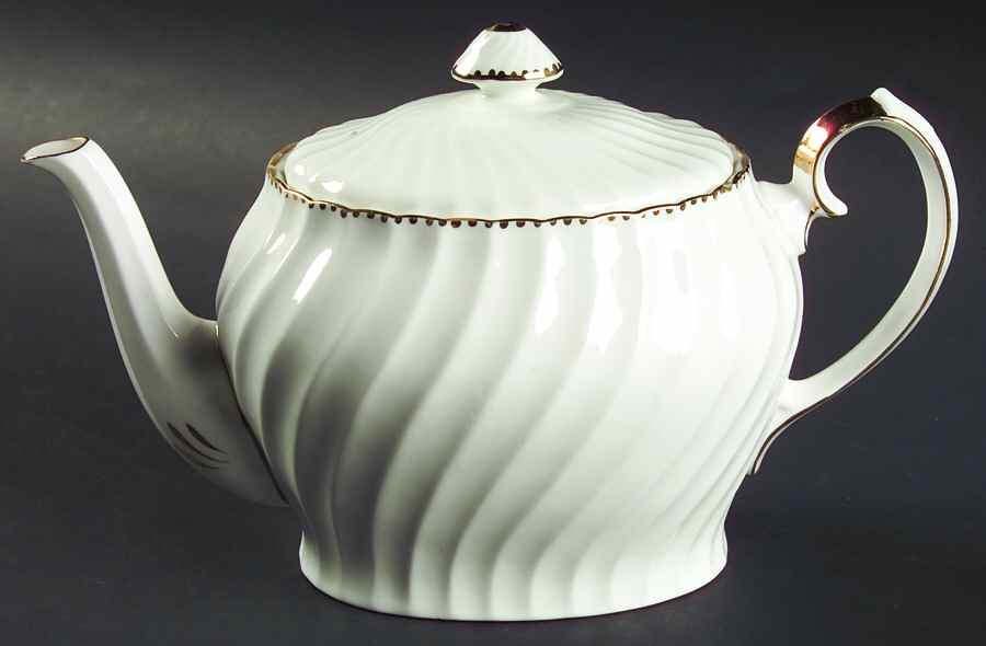 Old Grecian Flute Gold (Gold Dots On Edge) Teapot & Lid by Gladstone-1