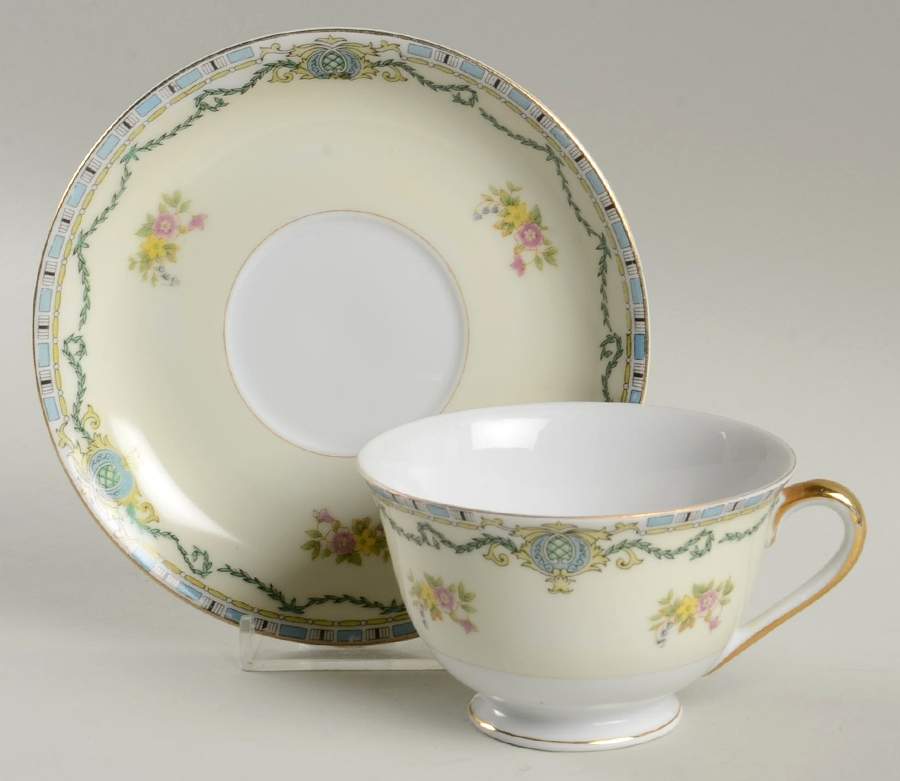 GOC4 Footed Cup & Saucer Set by Gold China-1