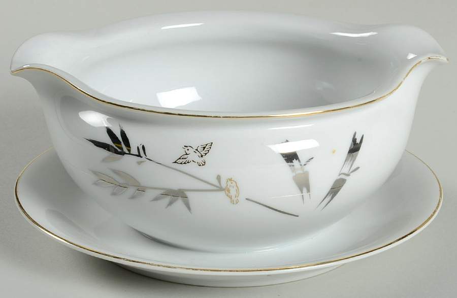 Plabamboo Gravy Boat with Attached Underplate by Gold China-1