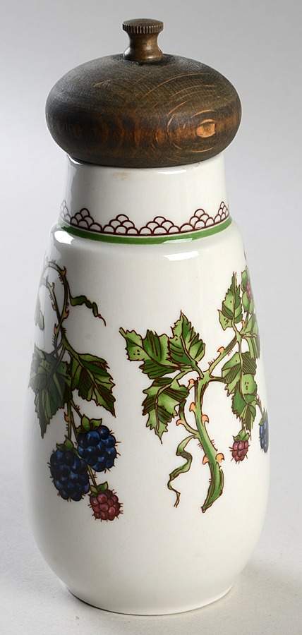 Brombeere Pepper Mill by Goebel-1