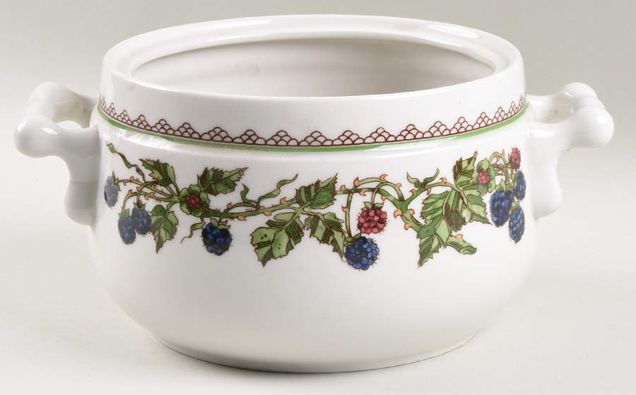 Brombeere 2.5 Qt Round Casserole No Lid by Goebel-1