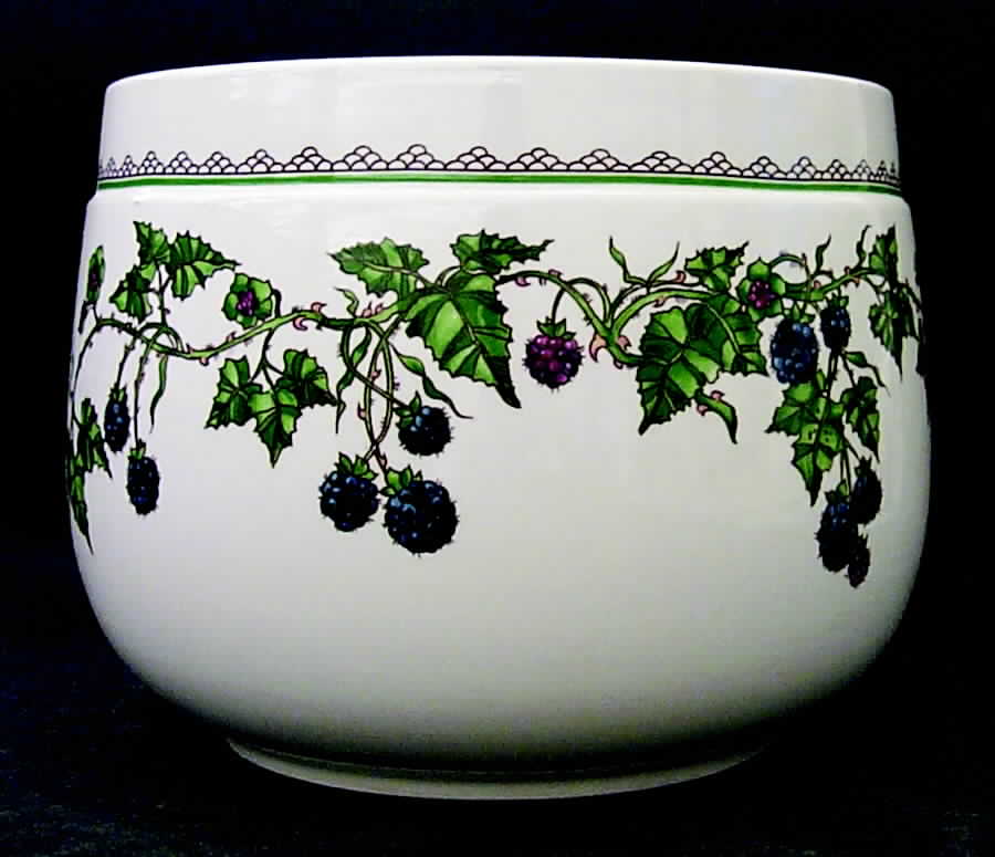 Brombeere Punch Bowl by Goebel-1