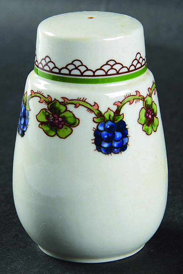 Brombeere Salt Shaker by Goebel-1