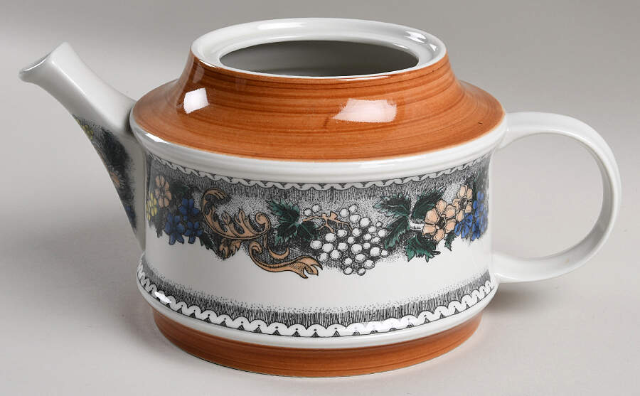 Burgund Teapot No Lid by Goebel-1