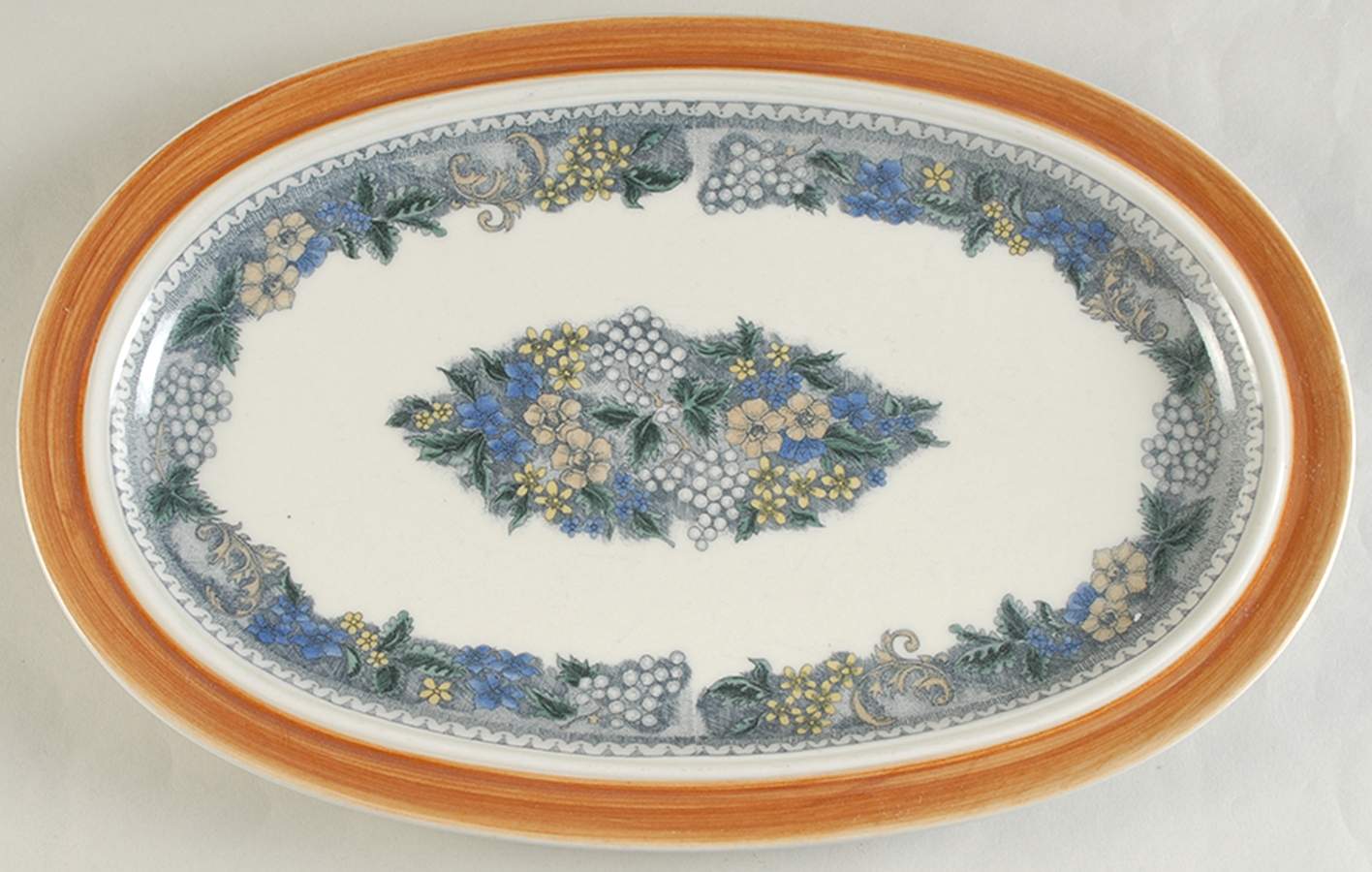 Burgund 14" Oval Serving Platter by Goebel-1