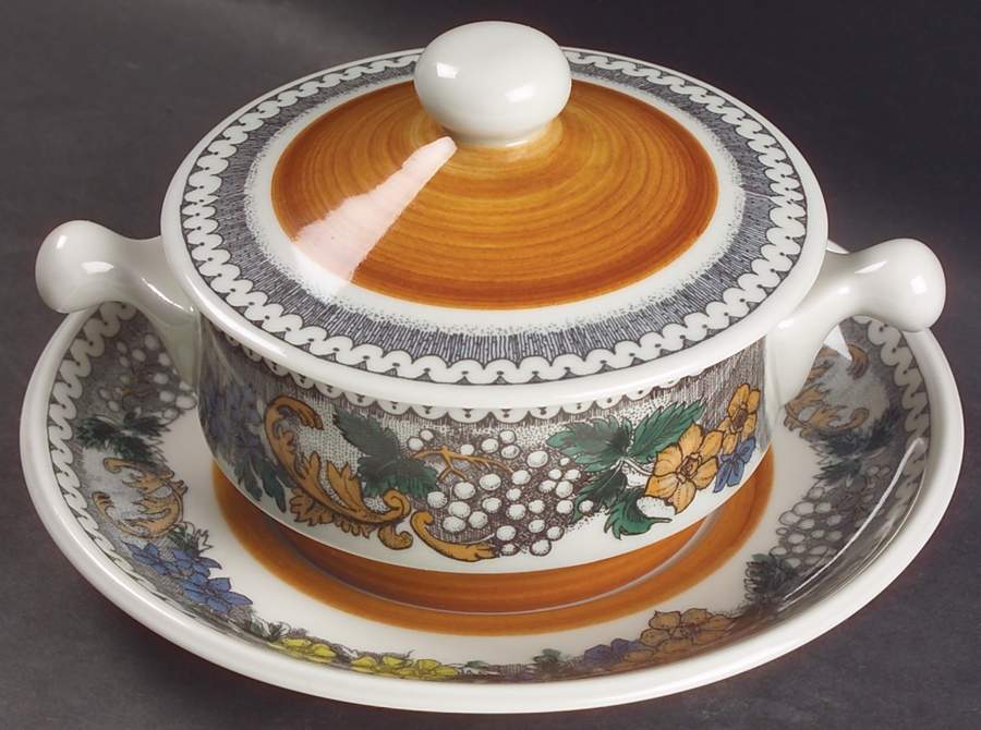 Burgund Cream Soup Bowl & Saucer Set with Lid by Goebel-1