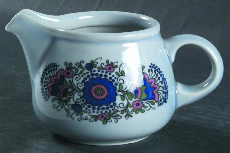 Mazurka Creamer by Goebel-1