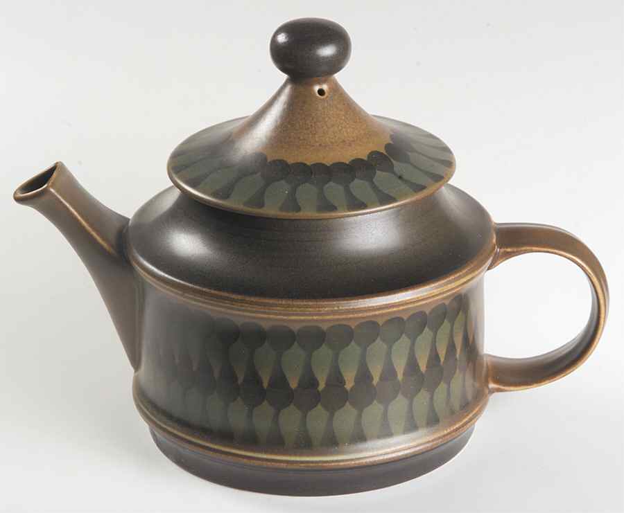 Wallis Teapot & Lid by Goebel-1