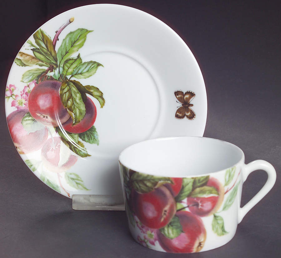 Compote Flat Cup & Saucer Set by Bill Goldsmith-1