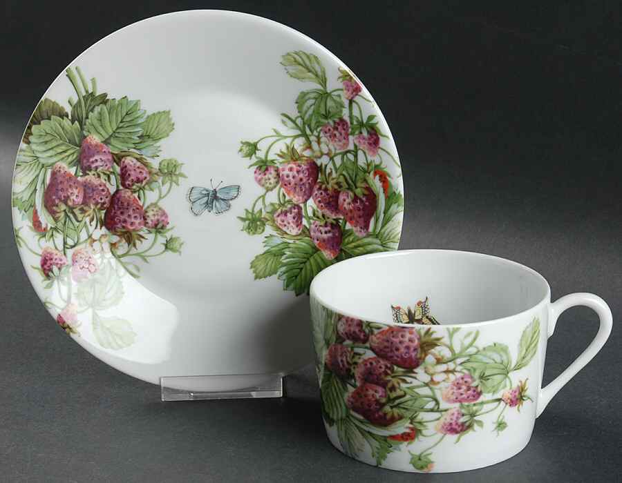 Compote Oversized Cup & Saucer Set by Bill Goldsmith-1