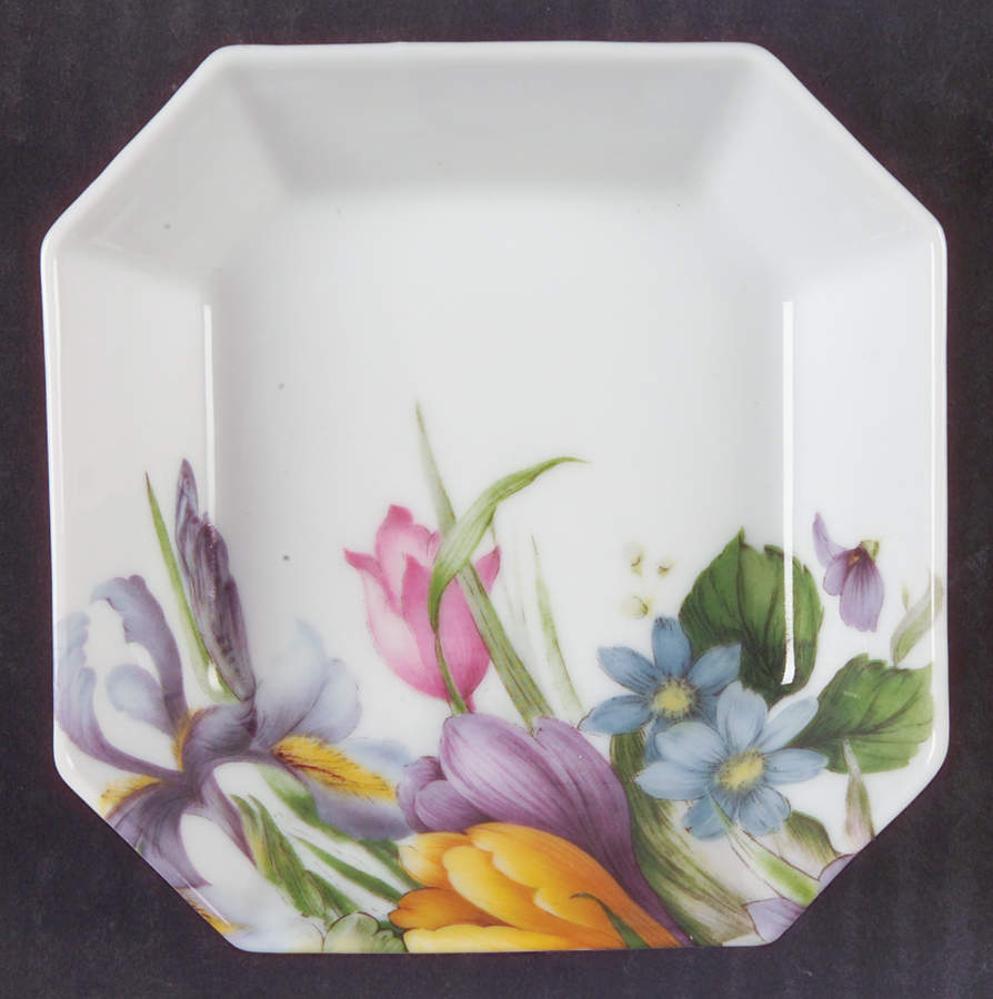 Narcissus 4" Trinket Tray by Bill Goldsmith-1