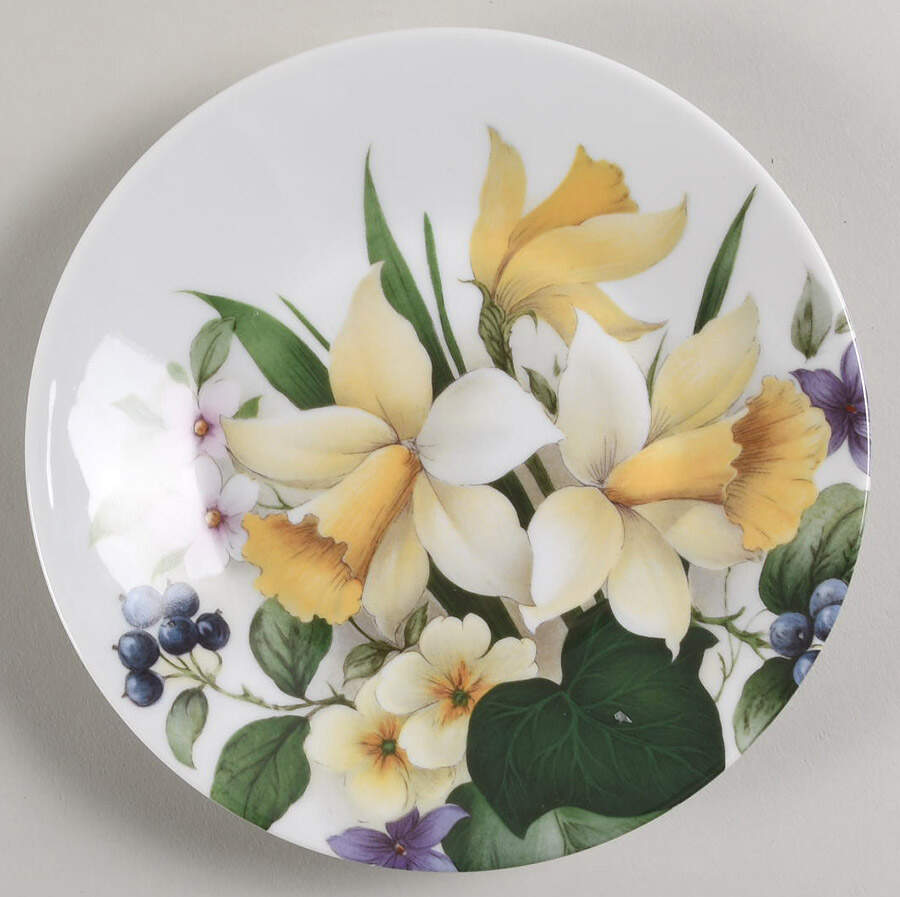 Narcissus Dessert/Pie Plate by Bill Goldsmith-1