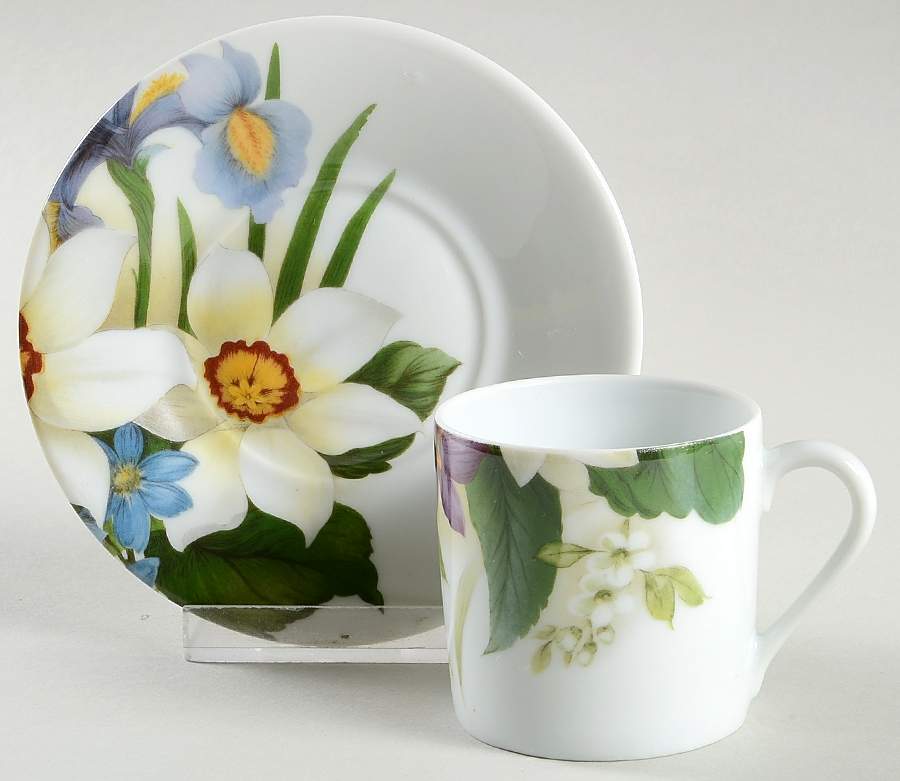 Narcissus Flat Demitasse Cup & Saucer Set by Bill Goldsmith-1