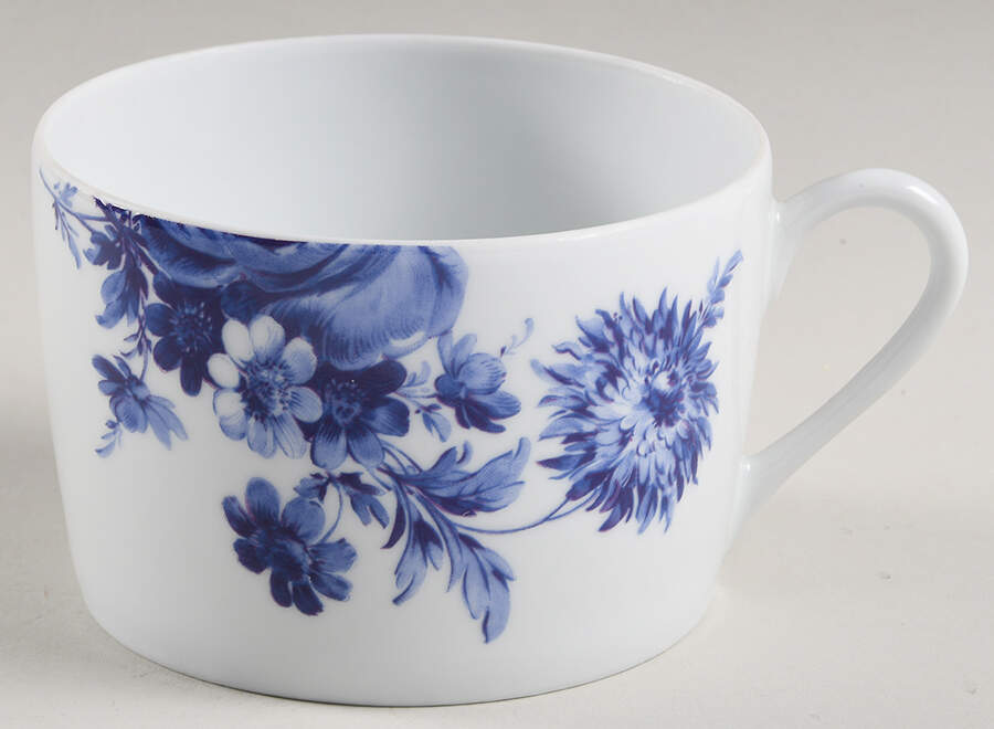 Potpourri Blue Oversized Cup by Bill Goldsmith-1