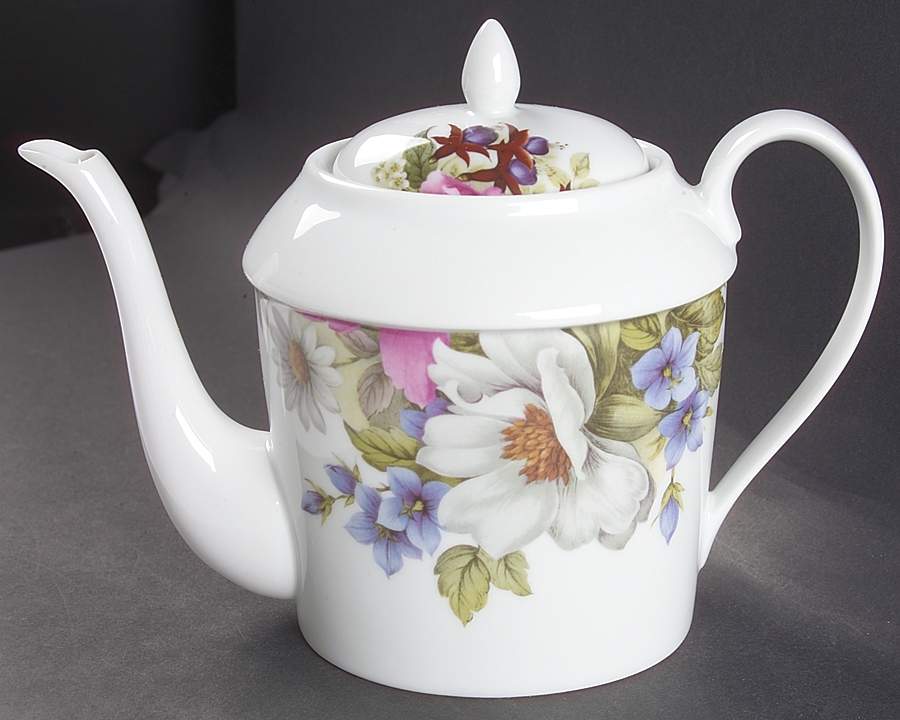 Victoria Teapot & Lid by Bill Goldsmith-1