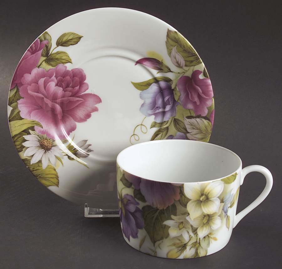 Victoria Oversized Cup & Saucer Set by Bill Goldsmith-1