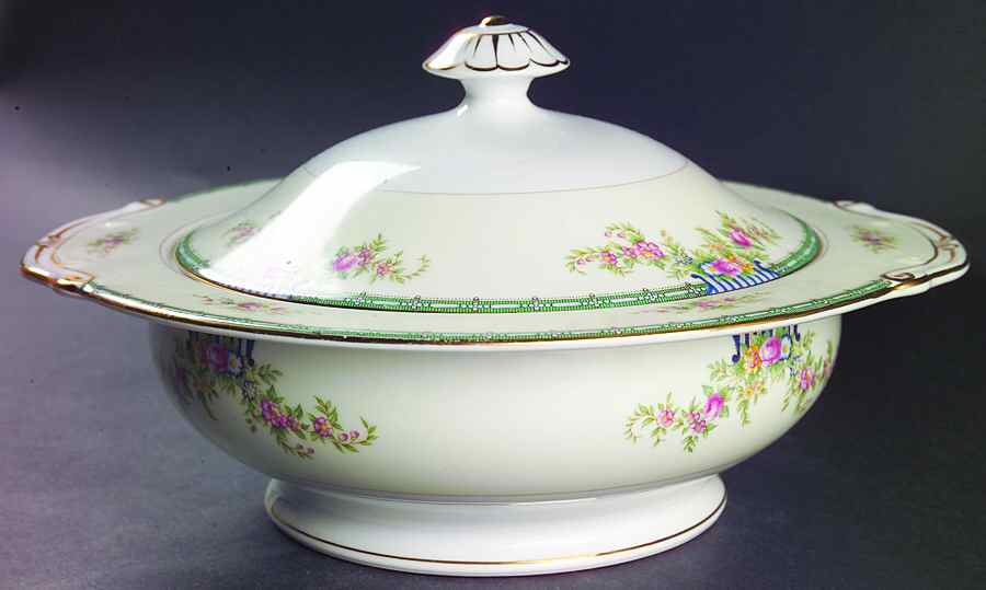 GRA3 Round Covered Vegetable by Grace-1