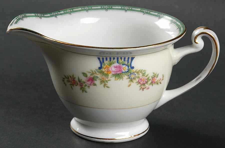 GRA3 Creamer by Grace-1