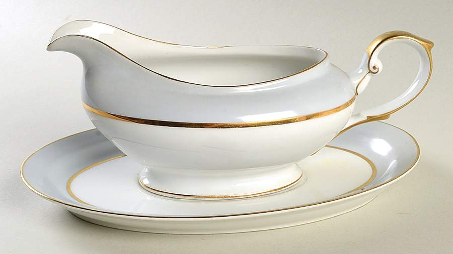 Graymont (Gold Trim) Gravy Boat & Underplate by Grace-1
