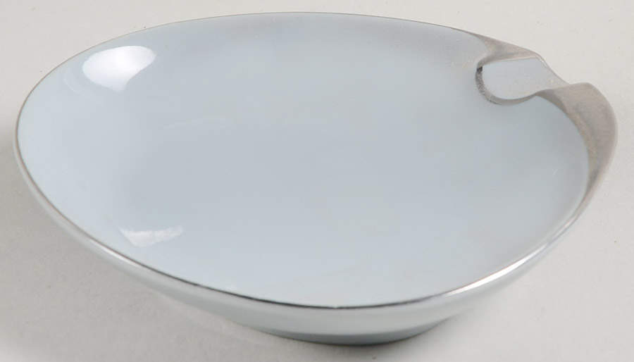 Graymont (Platinum Trim) Small Ashtray by Grace-1