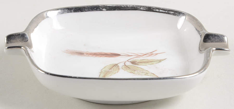 Lady Diana Square Ashtray by Grace-1