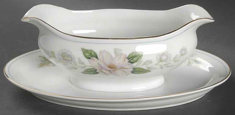 Rochelle Gravy Boat with Attached Underplate by Grace-1