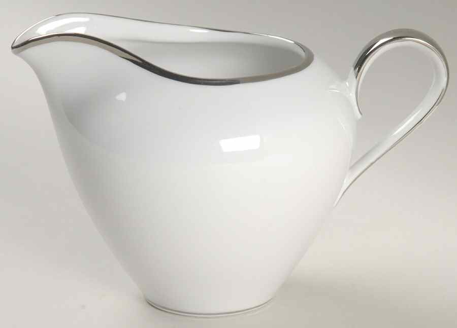 Weddingband Creamer by Grace-1