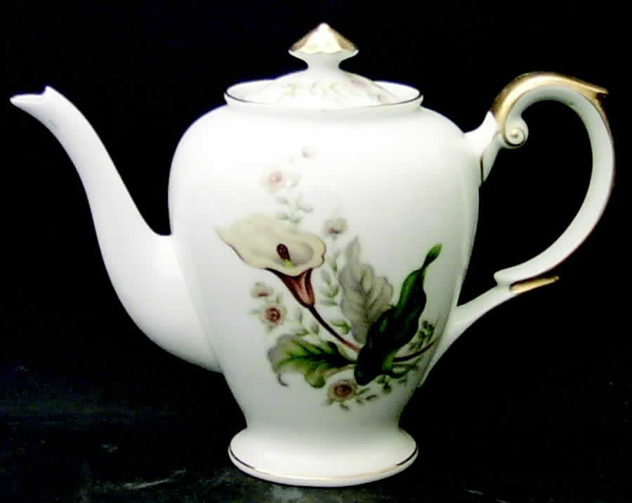 Wood Lily Coffee Pot & Lid by Grace-1