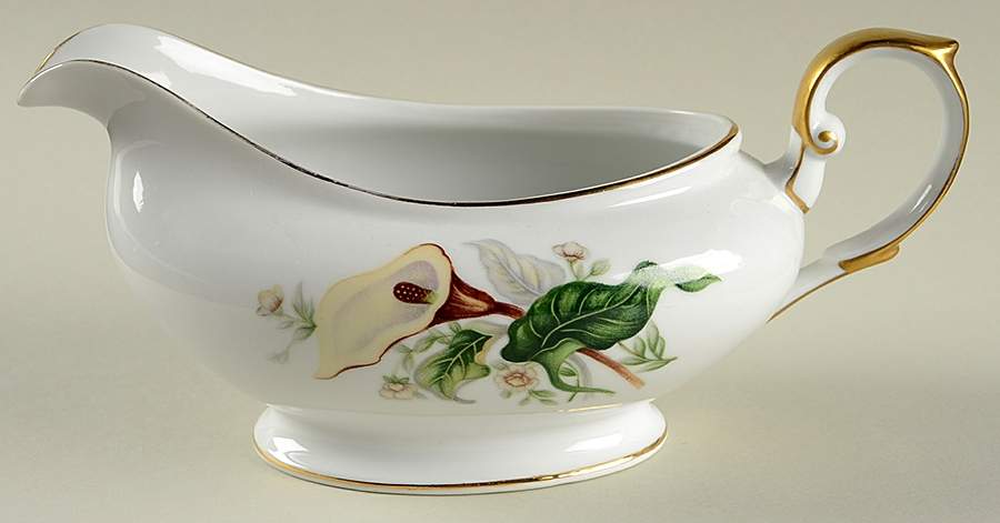 Wood Lily Gravy Boat by Grace-1