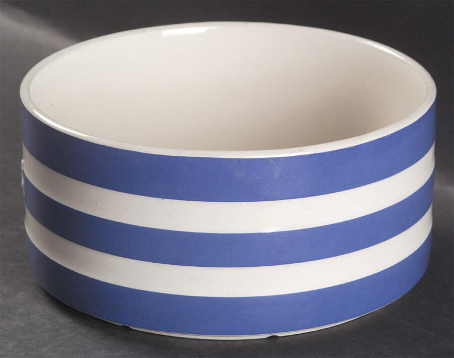 Cornish Blue White (Shield and TG Green) 7" Round Vegetable Bowl by T G Green (England)-1