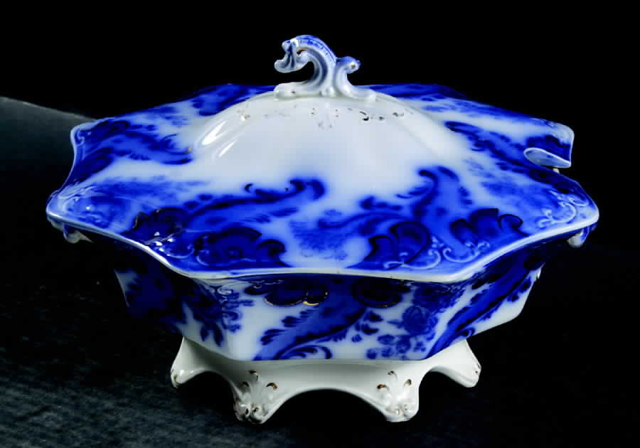 Argyle (Flow Blue) Octagonal Tureen & Lid by Grindley-1