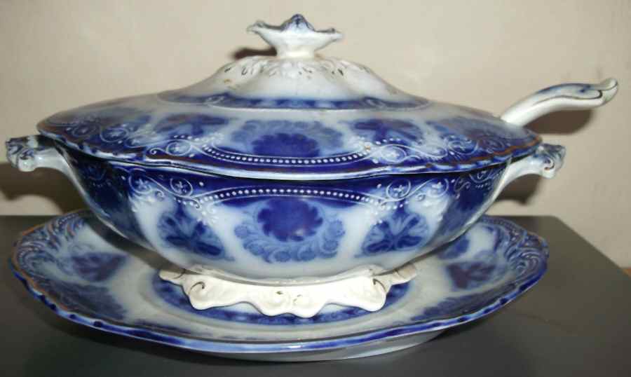 Baltic (Flow Blue) Sauce Boat & Lid & Underplate & Ladle by Grindley-1