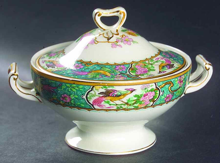 Braintree Sugar Bowl & Lid by Grindley-1