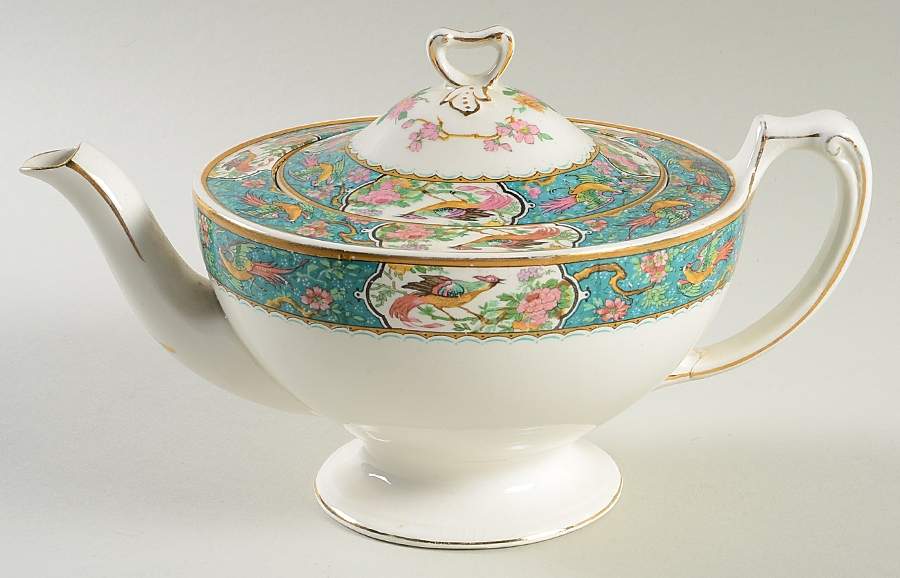 Braintree Teapot & Lid by Grindley-1
