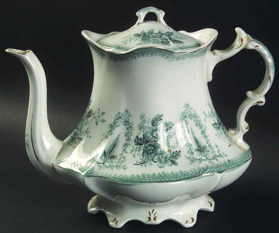 Brussels Green (Gold Trim) Teapot & Lid by Grindley-1