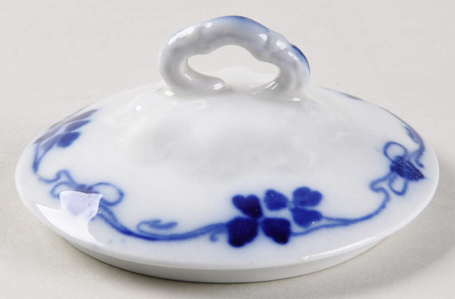 Clover (Flow Blue) Lid for Sugar Bowl by Grindley-1