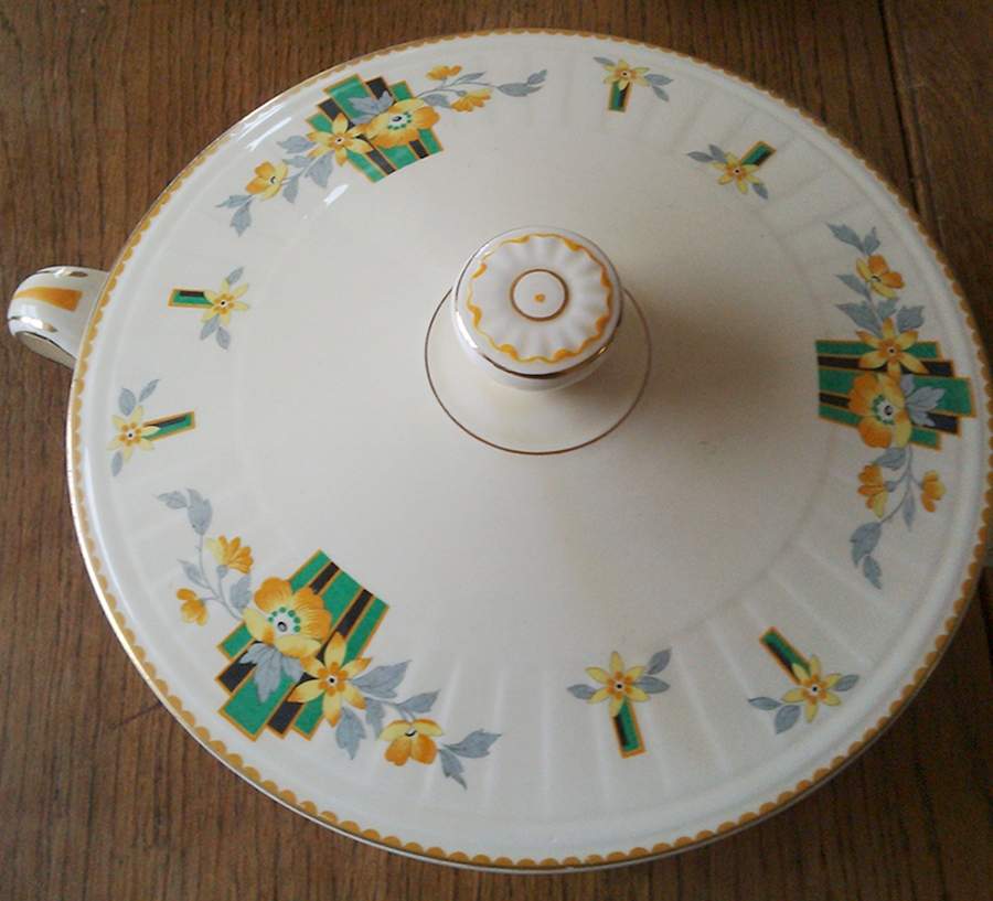 Evergreen Round Covered Vegetable by Grindley-1
