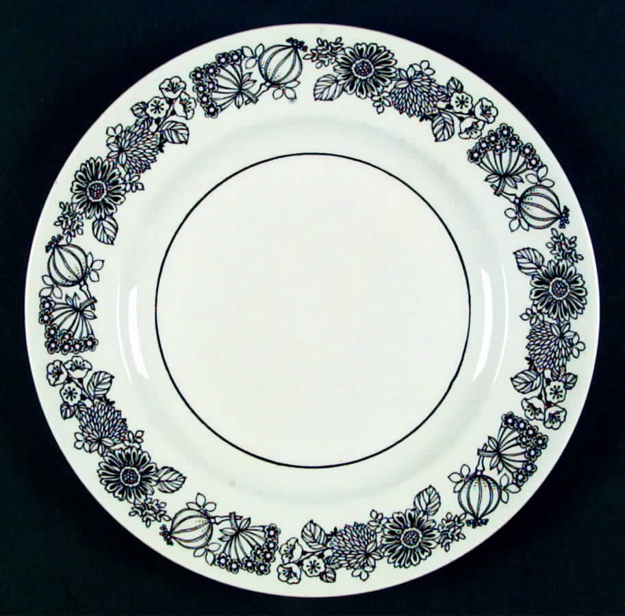 Manitou Dinner Plate by Grindley-1